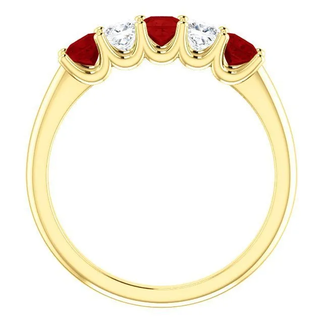 14KT GOLD 0.60 CTW RUBY & 0.33 CTW DIAMOND SQUARE 5 STONE BAND