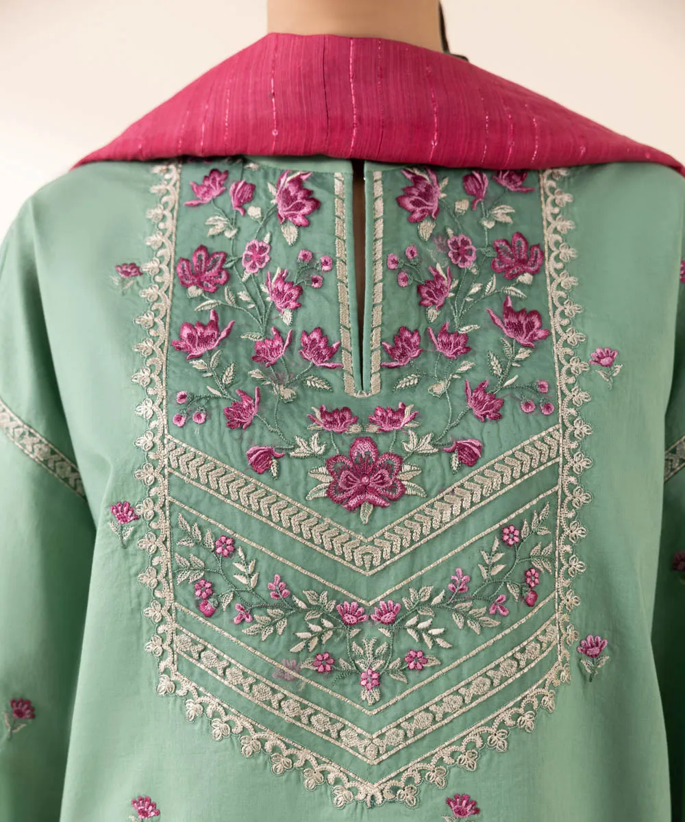 3 Piece - Embroidered Lawn Suit