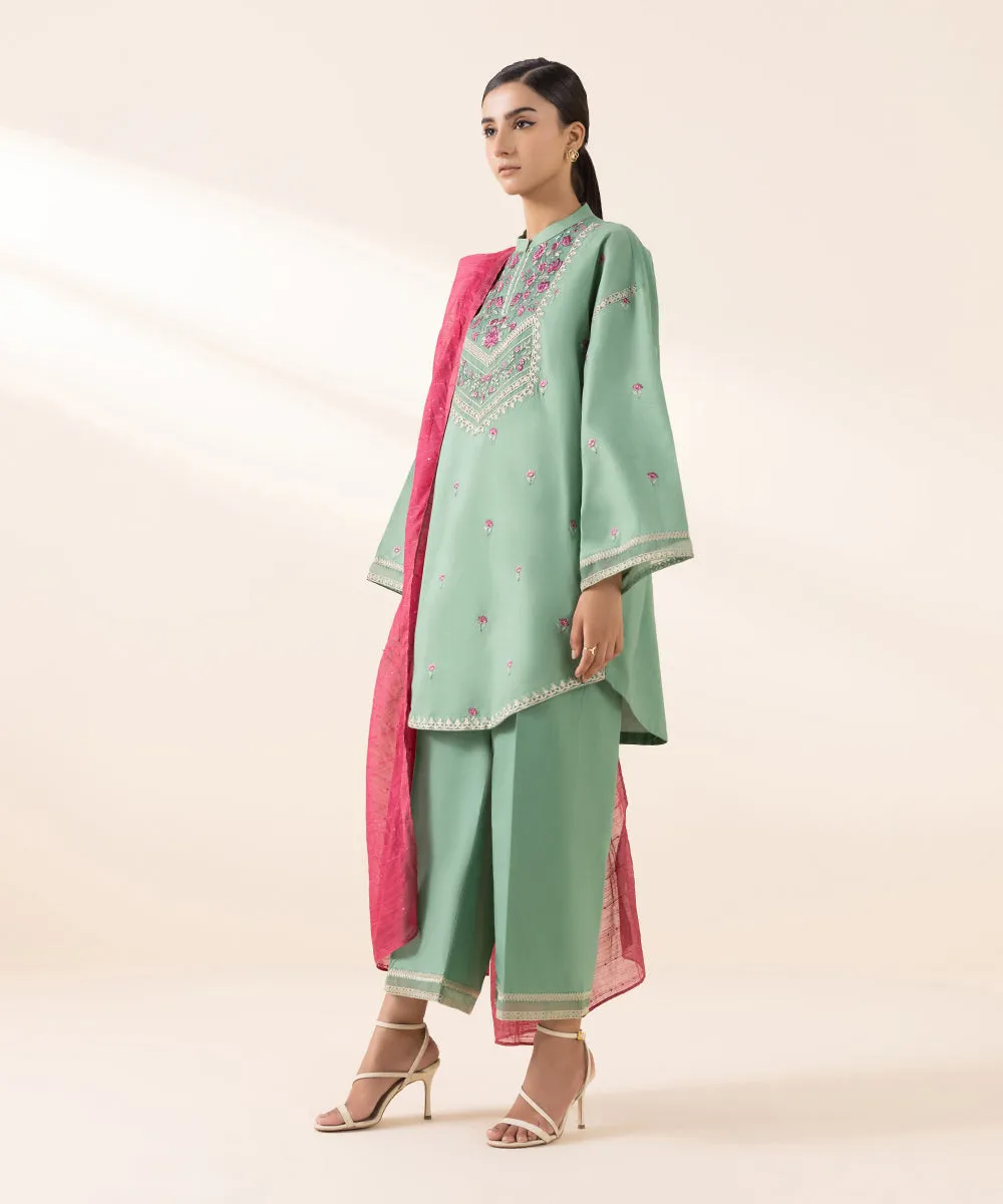 3 Piece - Embroidered Lawn Suit