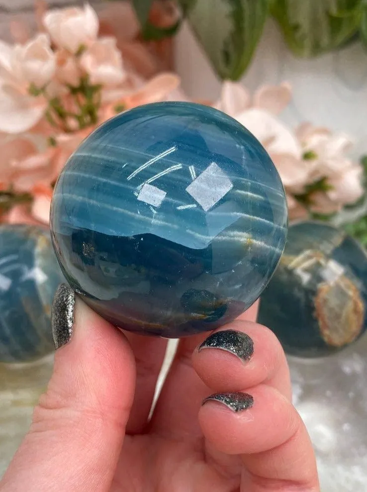 Blue Onyx Spheres & Point