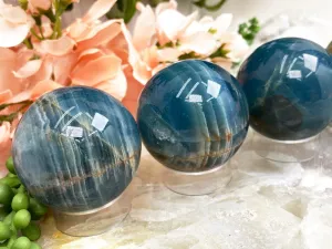 Blue Onyx Spheres & Point