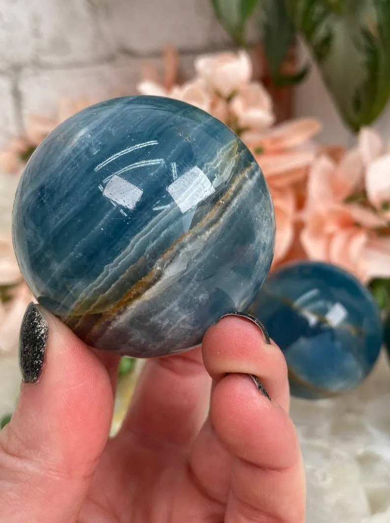 Blue Onyx Spheres & Point