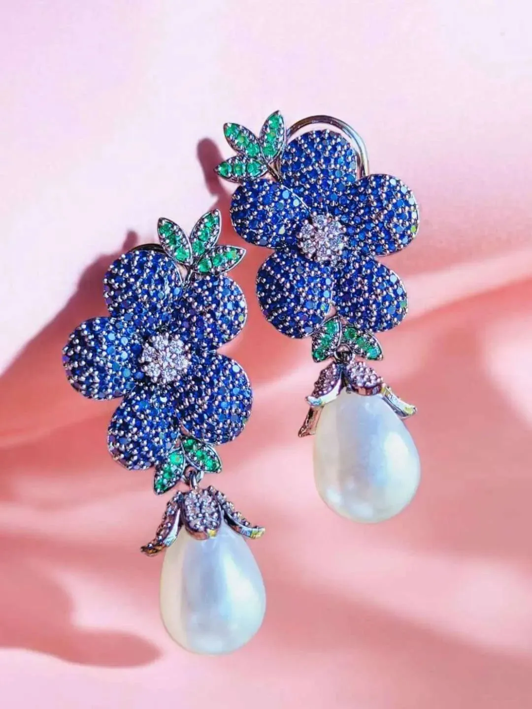 Floral Pearl Earrings