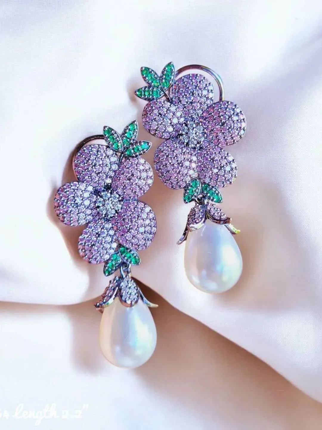 Floral Pearl Earrings