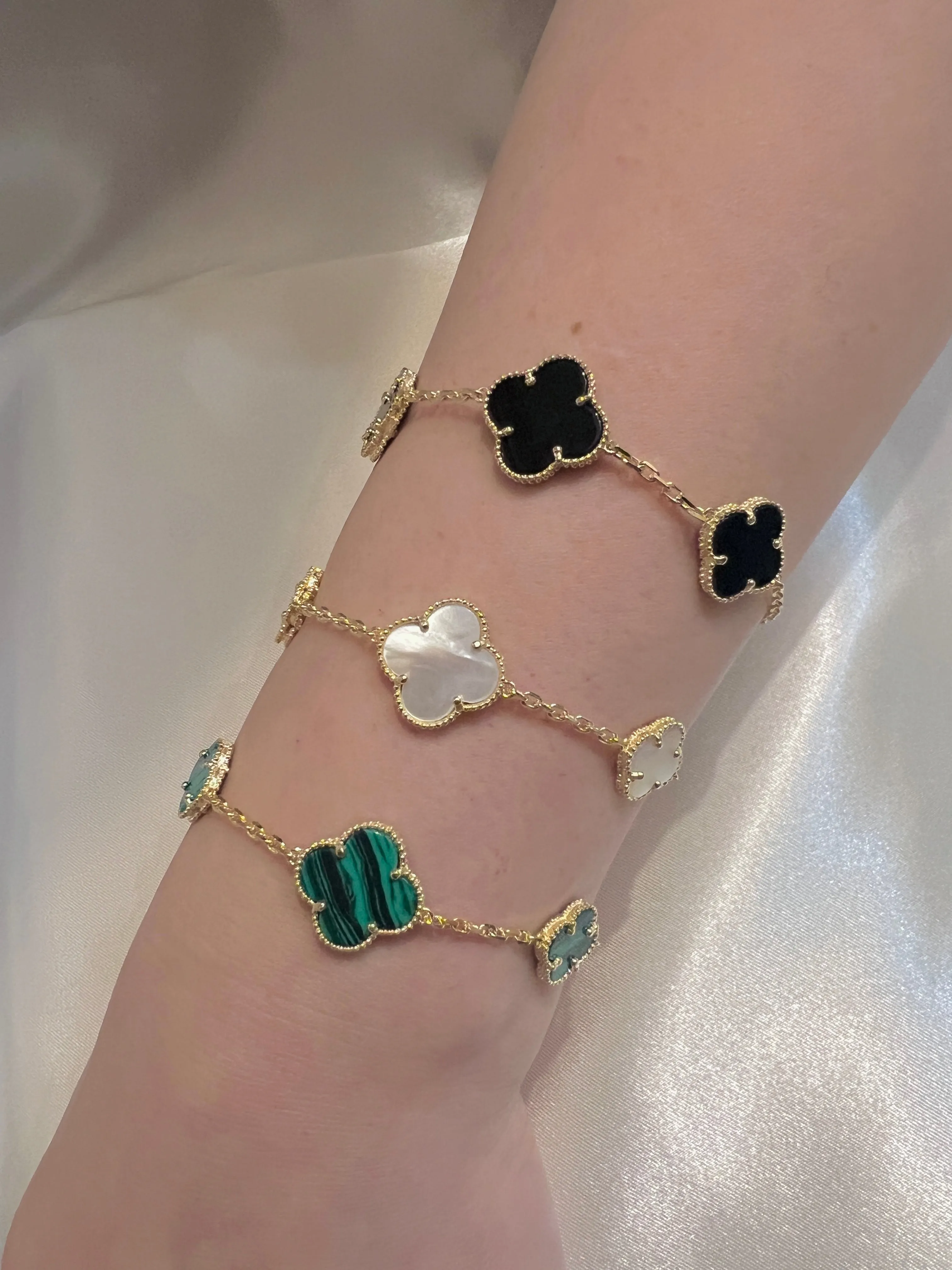 Four Leaf Clover Bracelet in Gold, Malachite Bracelet in Silver, Lucky Four Leaf Clover Bracelet, Double Sided Clover Bracelet in Gold