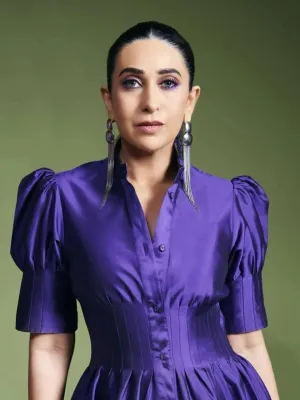 Karisma Kapoor In Gorgeous Long Chain Earrings