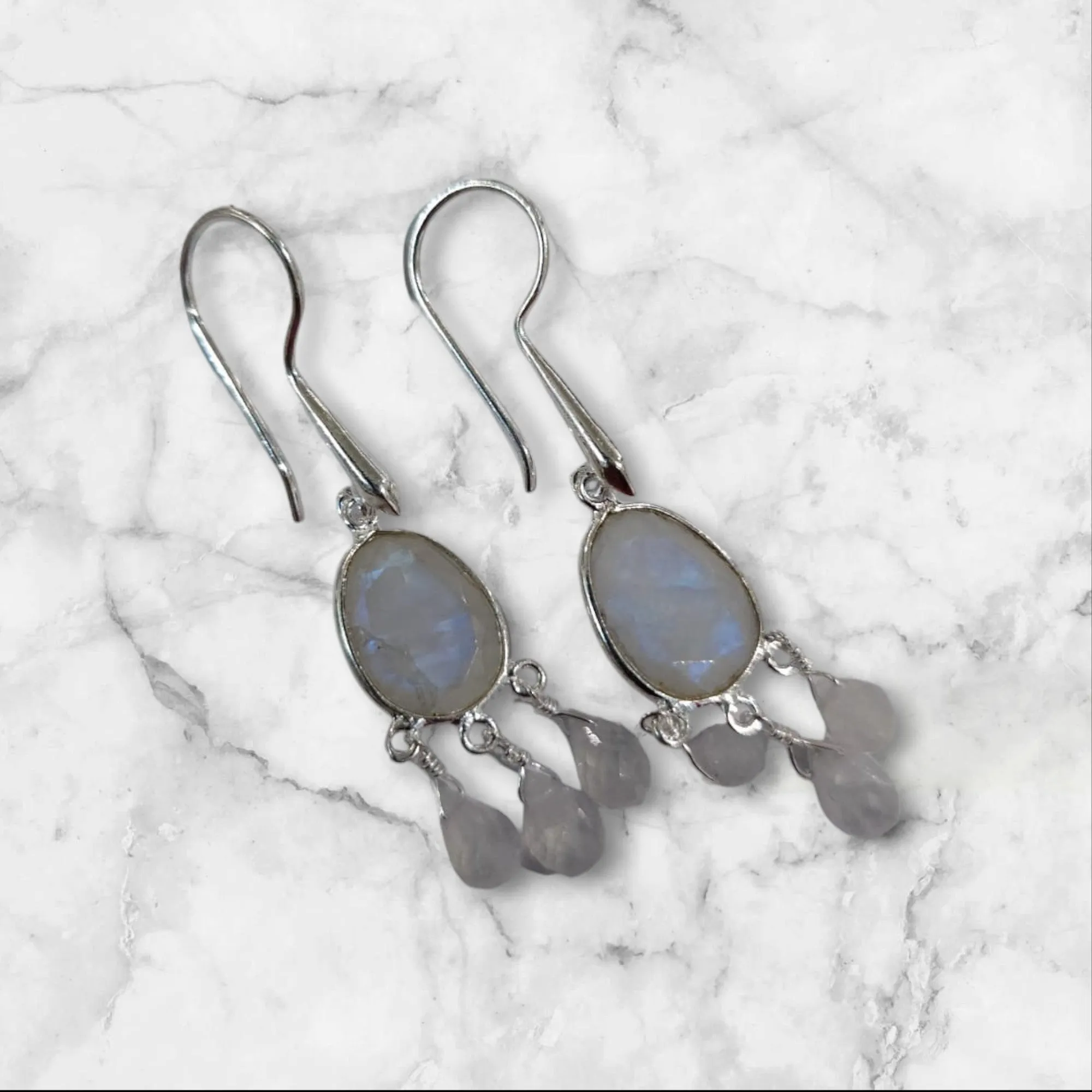 MCJewels - White Moonstone Dangle Earrings