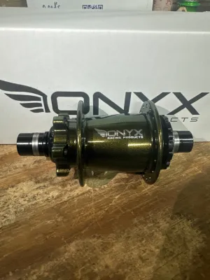 Onyx Hubs Cotm Beetle juice