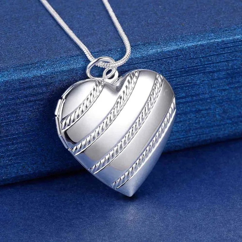 Silver Plated Romantic Heart-Shaped Photo Frame Locket Pendant Necklaces