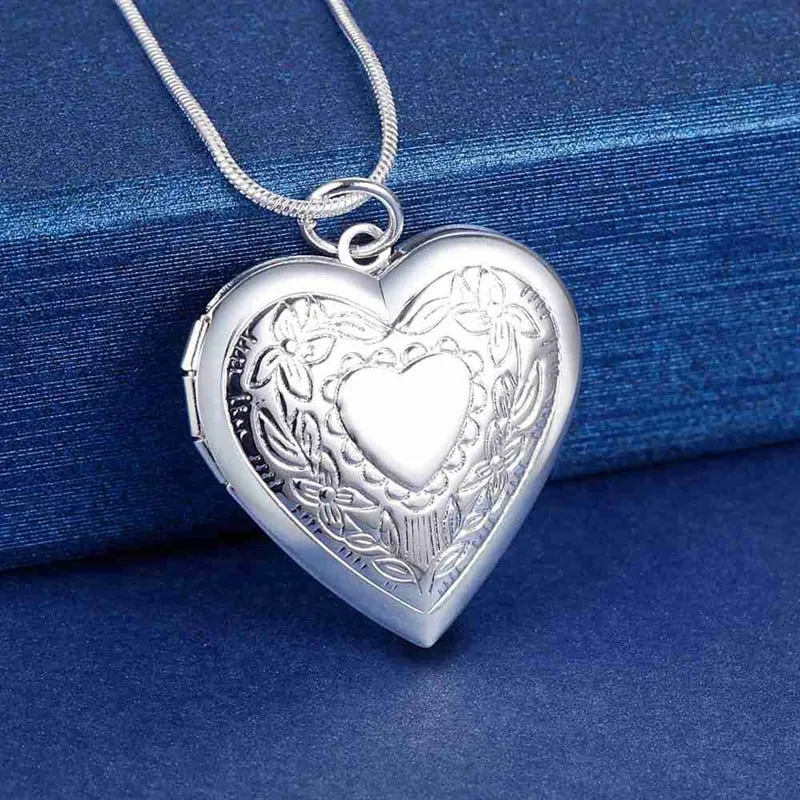 Silver Plated Romantic Heart-Shaped Photo Frame Locket Pendant Necklaces