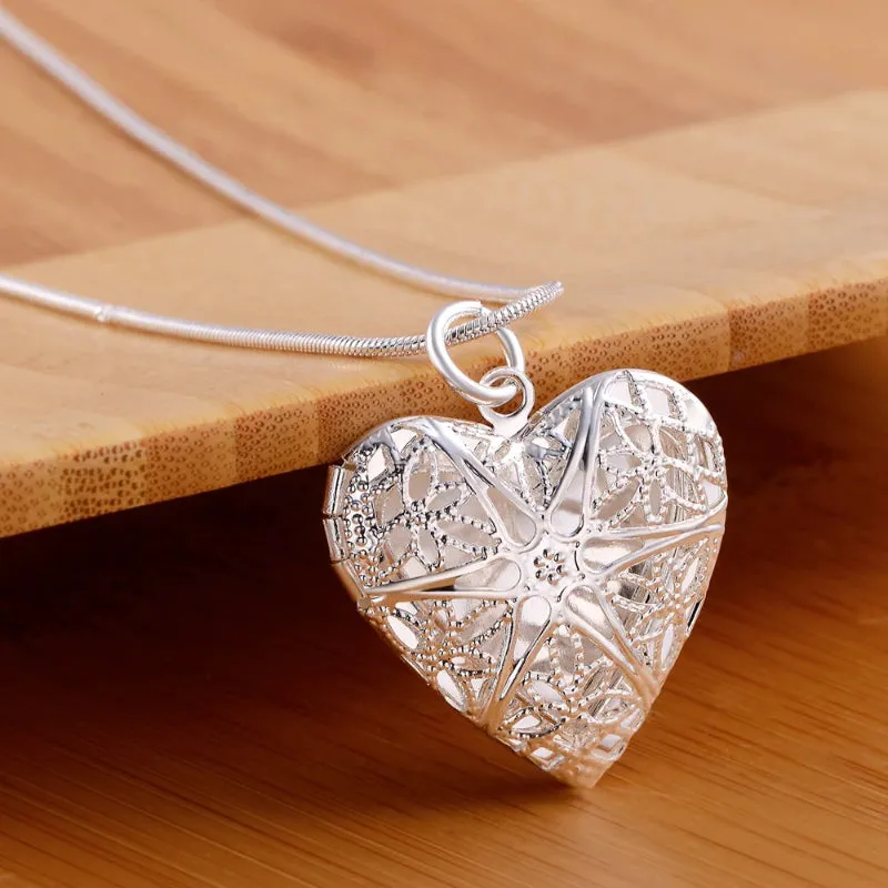 Silver Plated Romantic Heart-Shaped Photo Frame Locket Pendant Necklaces