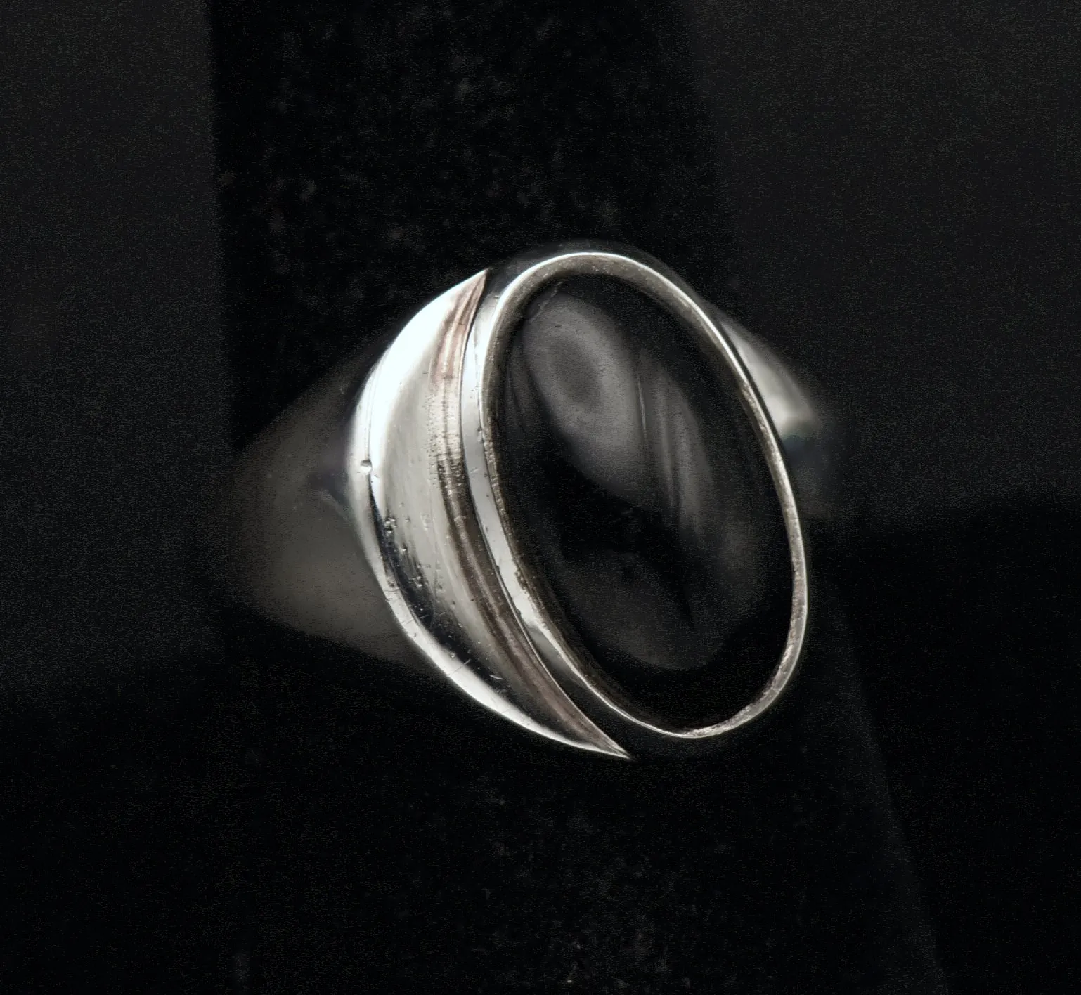 Vintage Sterling Silver Black Onyx Abstract Ring - Size 9