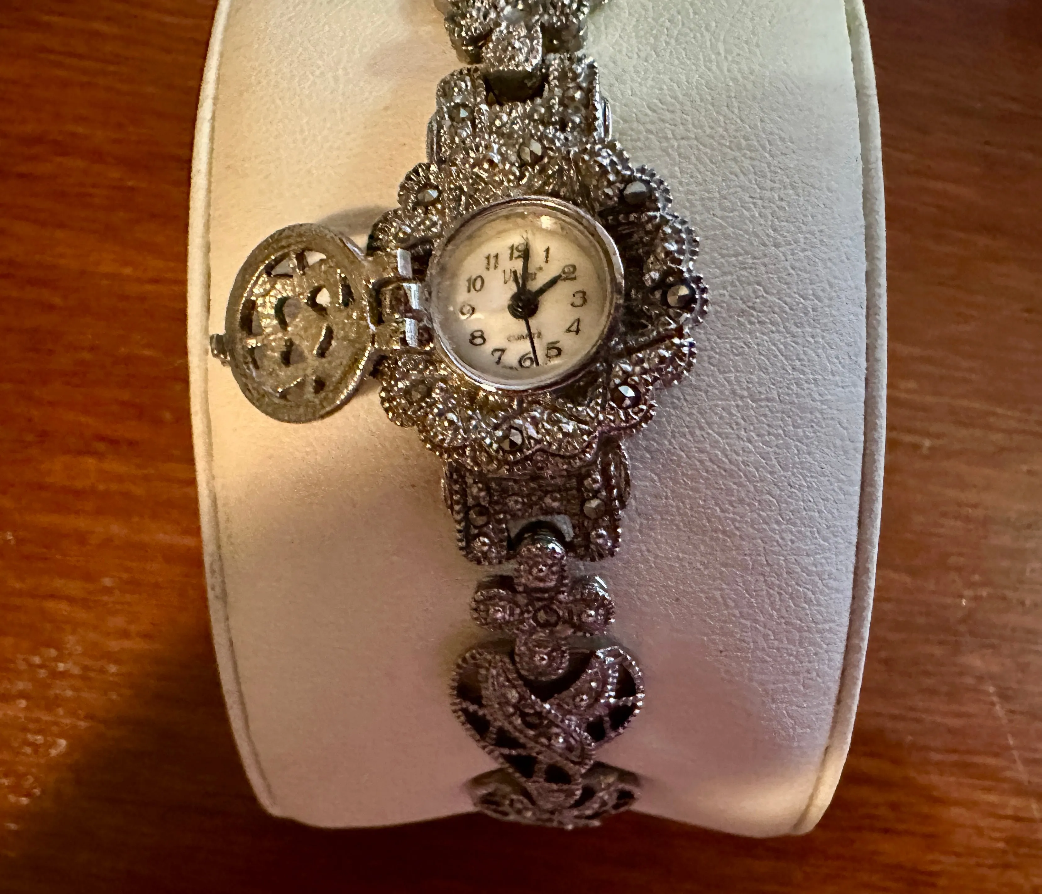 Vivani Accutime Quartz Marcasite Locket Bracelet Hidden Face Watch New Battery